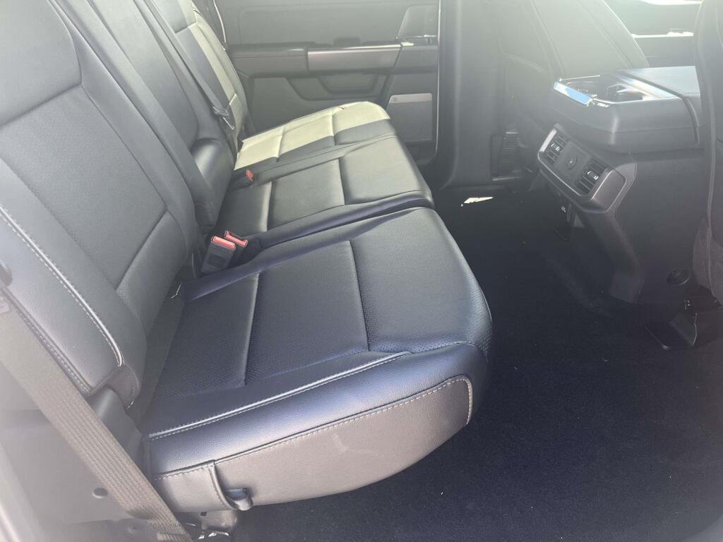 New 2026 Star White Metallic Tri-Coat Ford LARIAT image 20