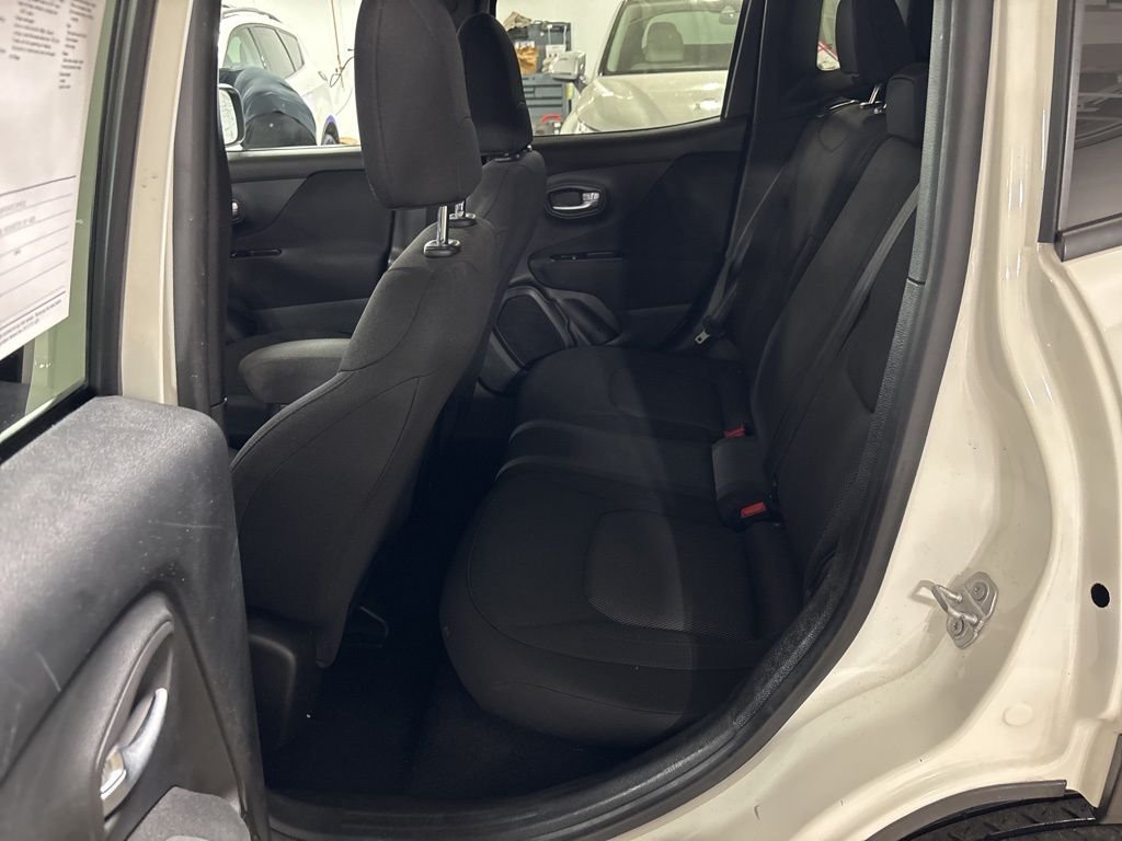 Used 2019 White Jeep Sport image 25