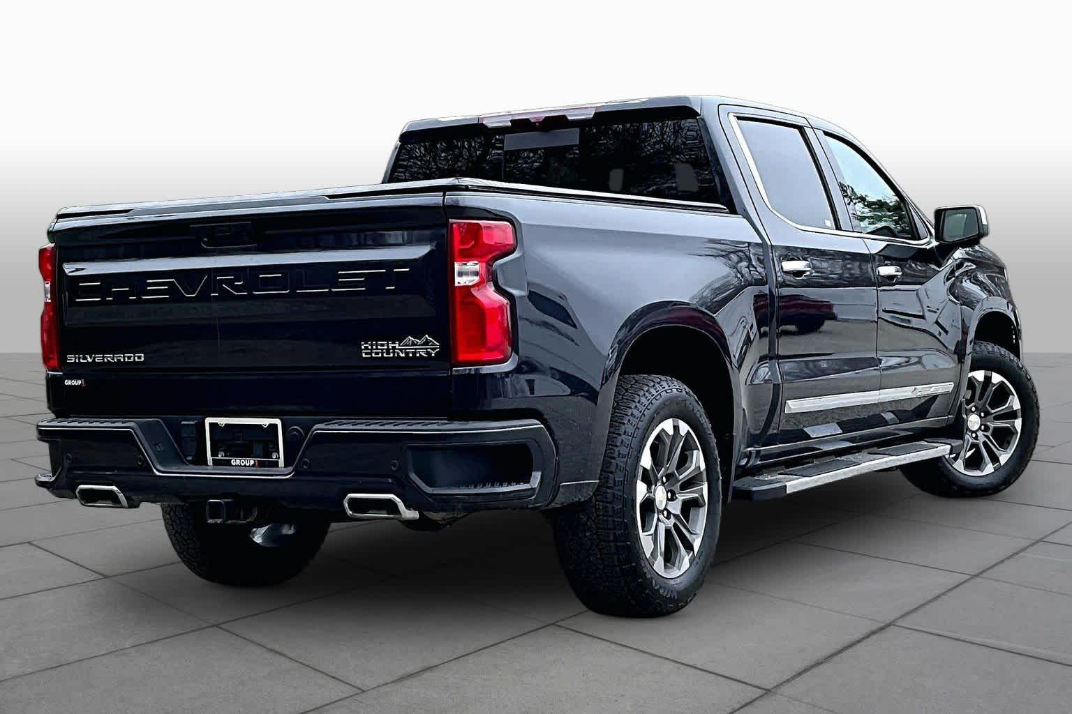 Used 2023 Dark Ash Metallic Chevrolet High Country image 13