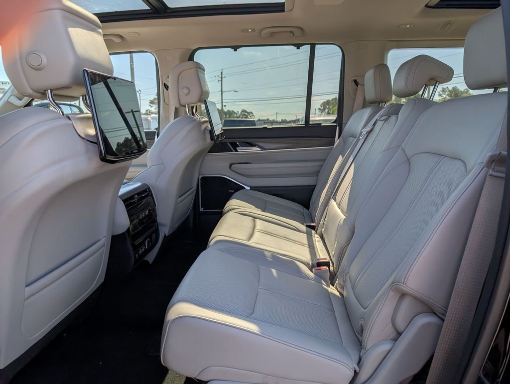 Used 2024 Black Jeep Series III image 21