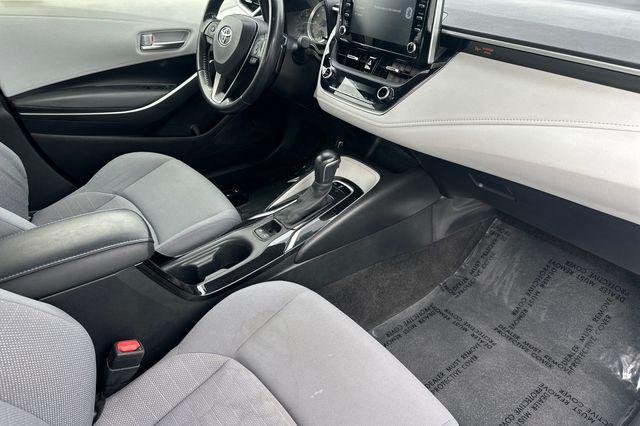 Certified Used 2020 CLASSIC SILVER MET Toyota  image 17