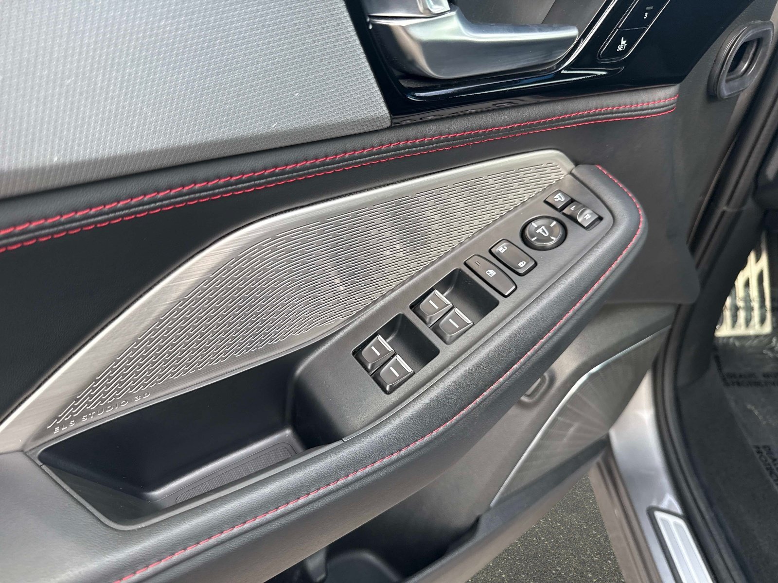 Used 2024 Liquid Carbon Metallic Acura w/A-Spec Package image 15