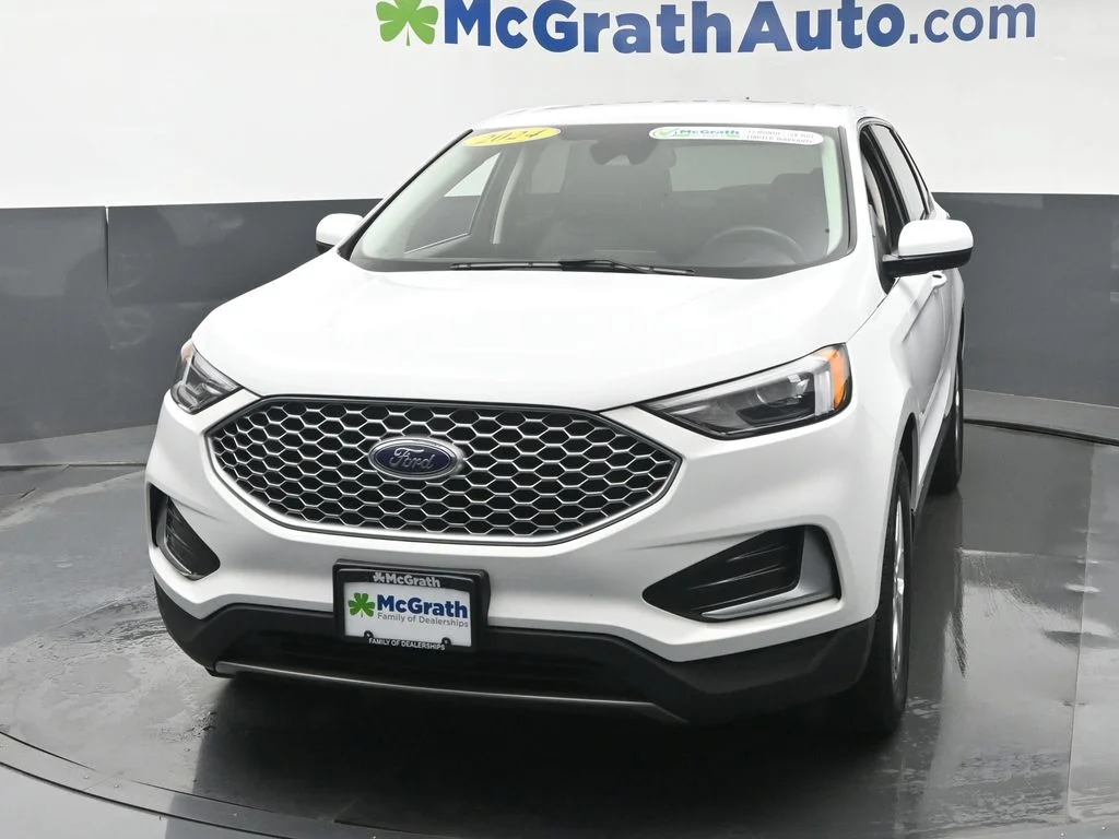Used 2024 White Ford SEL image 20