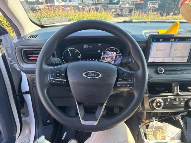 Used 2024  Ford XL image 2