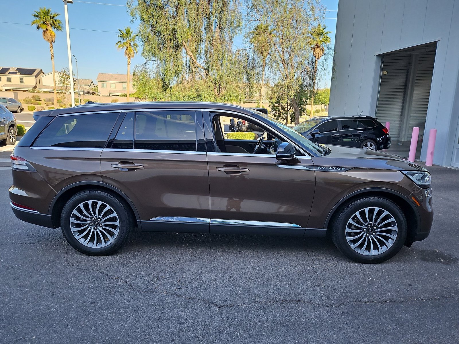 Used 2022 Bronze Smoke Metallic Clearcoat Lincoln Reserve image 4