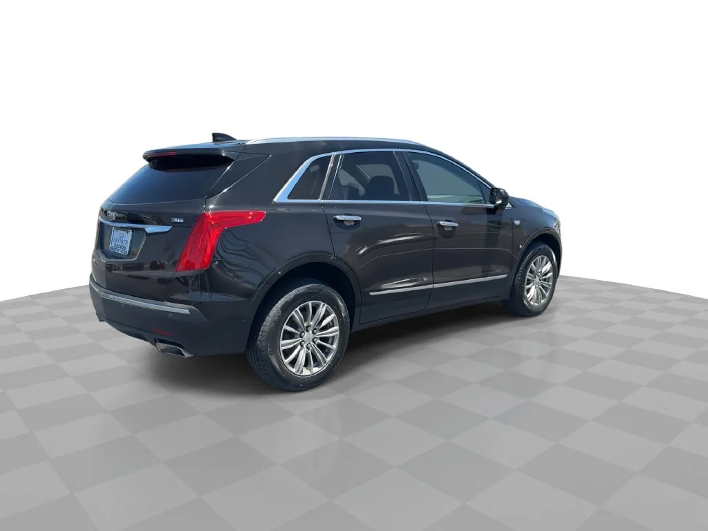 Used 2017 Black Cadillac Luxury image 8