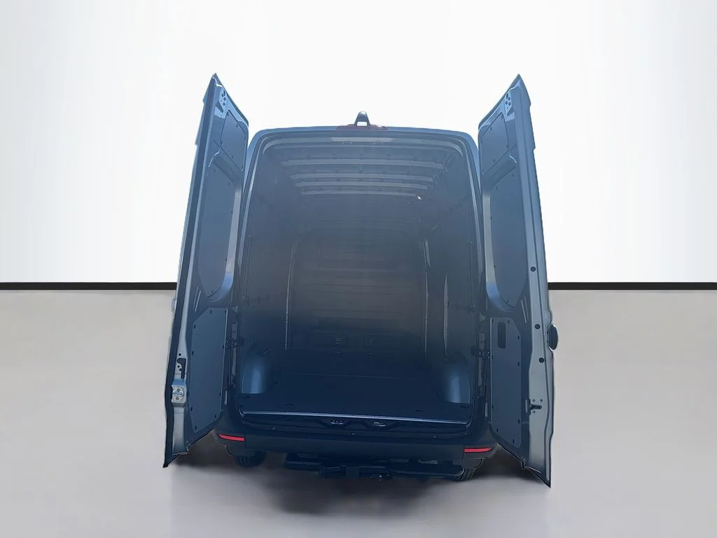 New 2026 Hightech Silver Mercedes-Benz Cargo 144 WB image 12