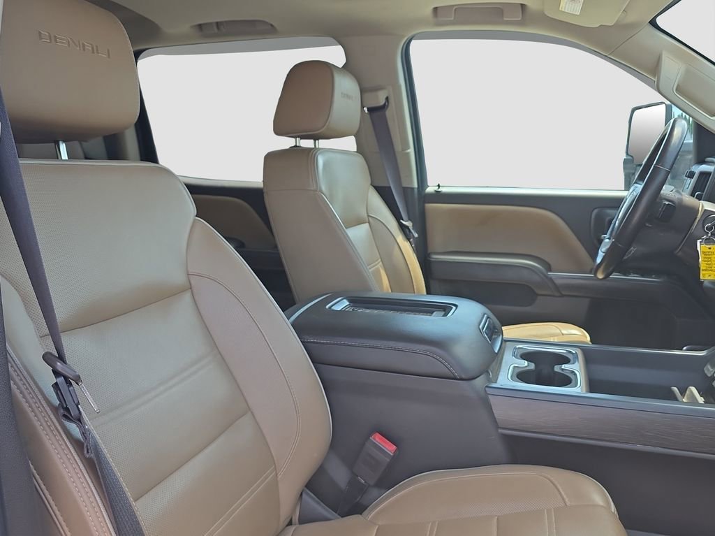 Used 2017 SUMMIT WHITE GMC Denali image 19