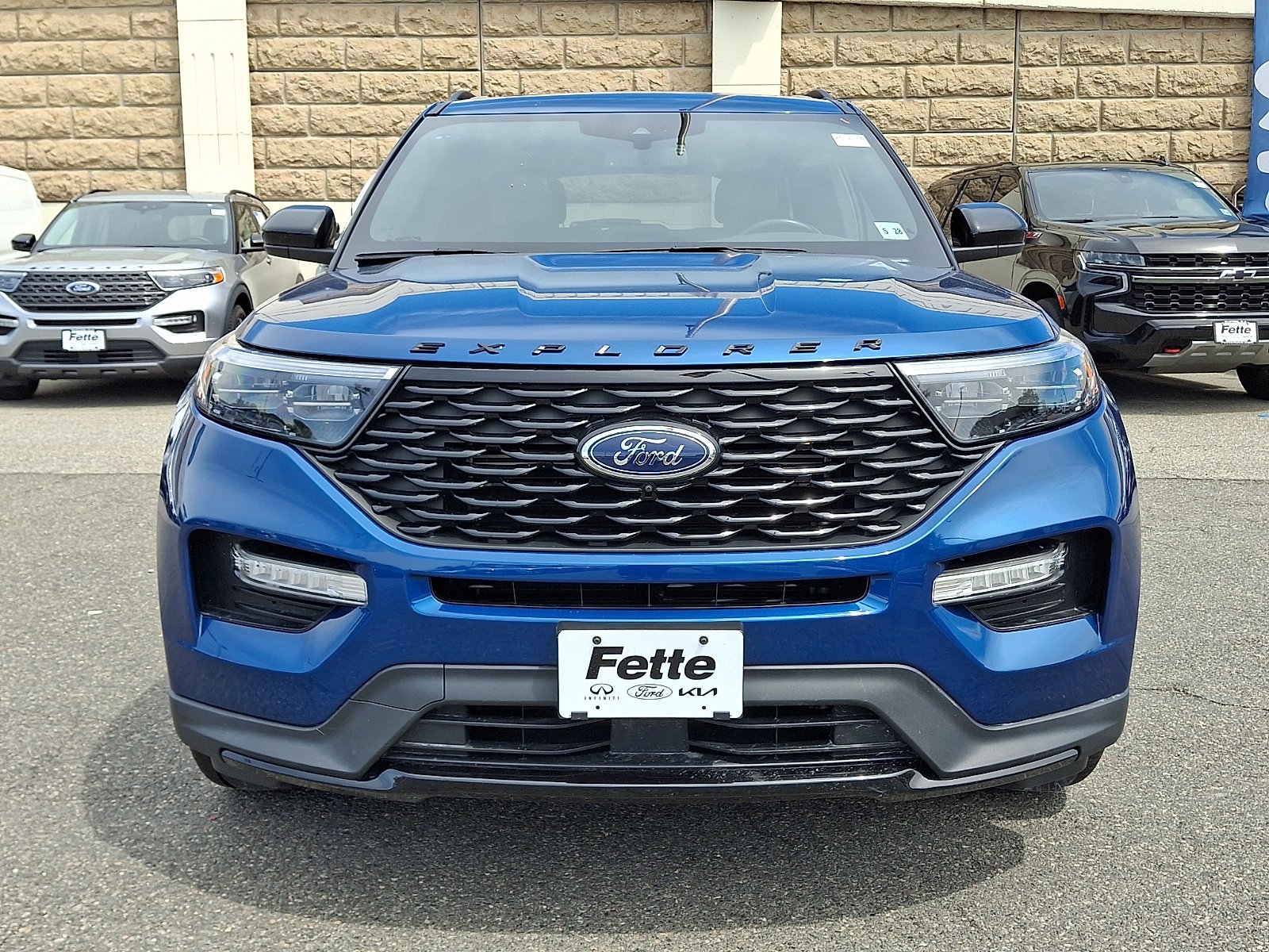 Used 2023 Atlas Blue Metallic - B3 Ford ST-Line image 2