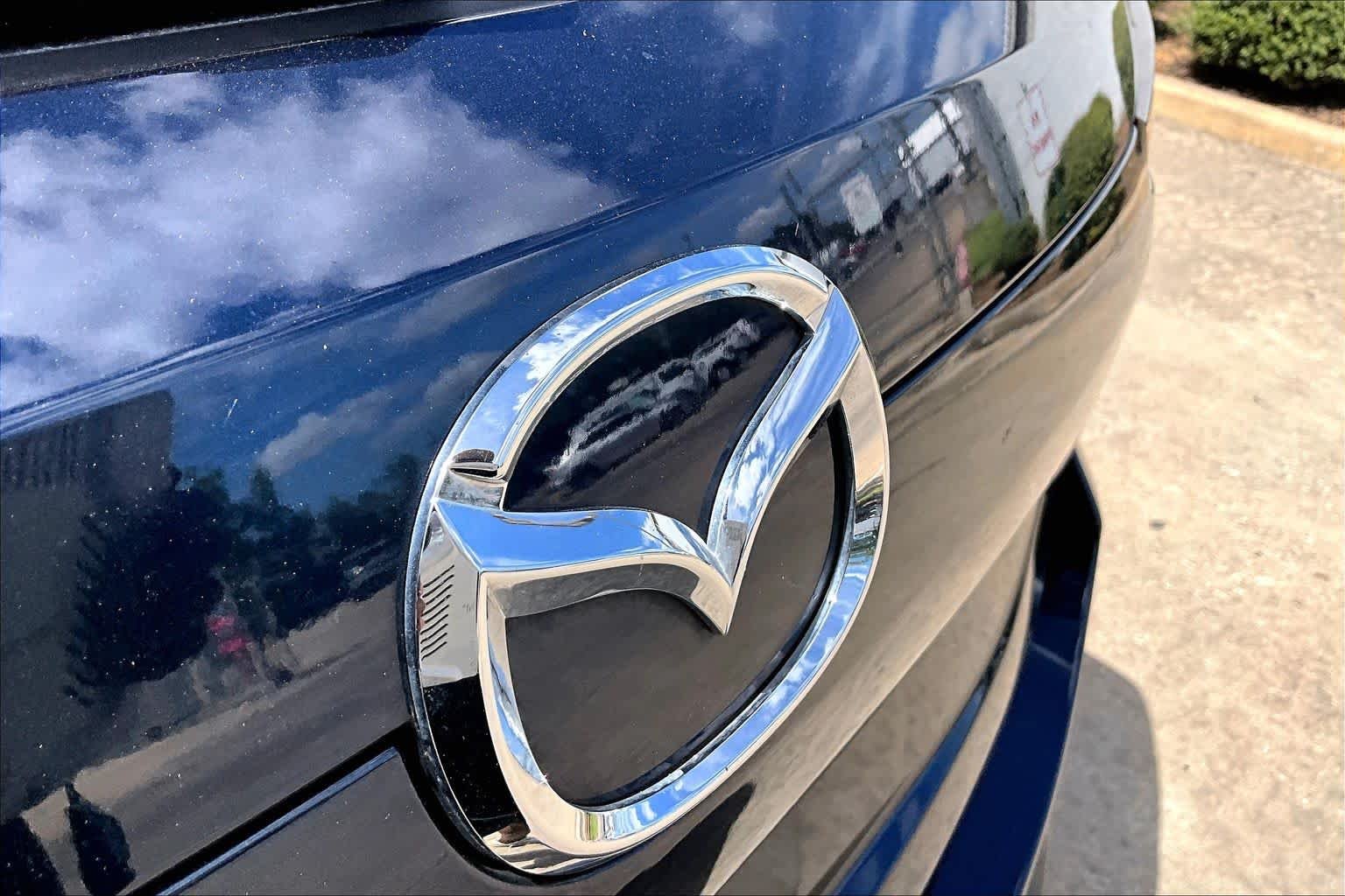 Used 2025 Deep Crystal Blue Mica Mazda 2.5 S Preferred Package image 10