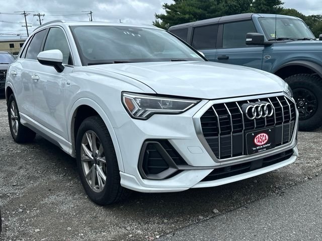 2025 Audi Q3 Premium