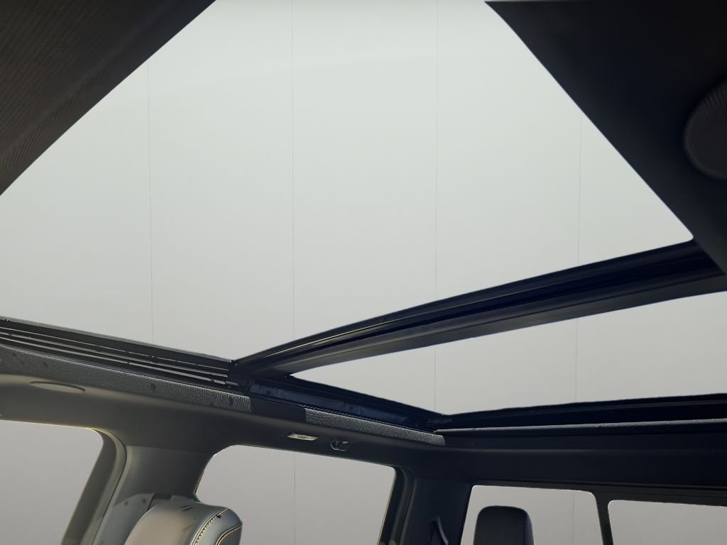 New 2025 Agate Black Metallic Ford Tremor® image 35