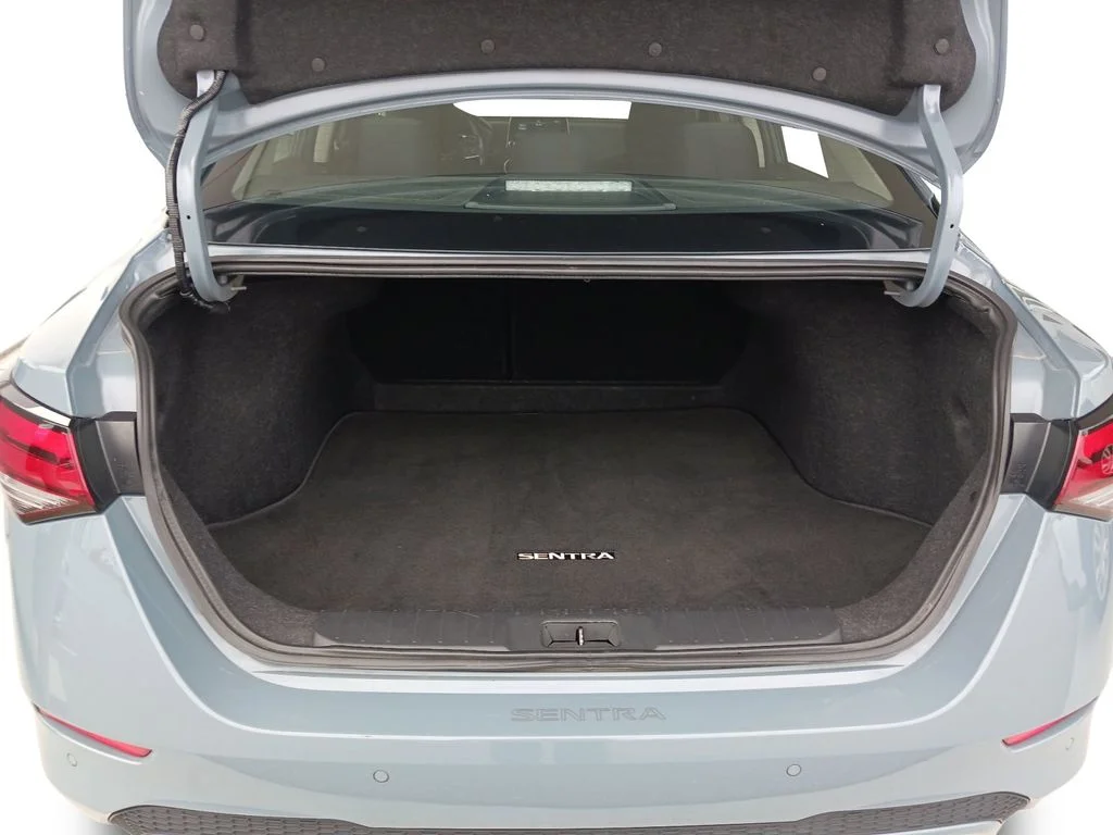Used 2025 Gray Nissan SV image 13