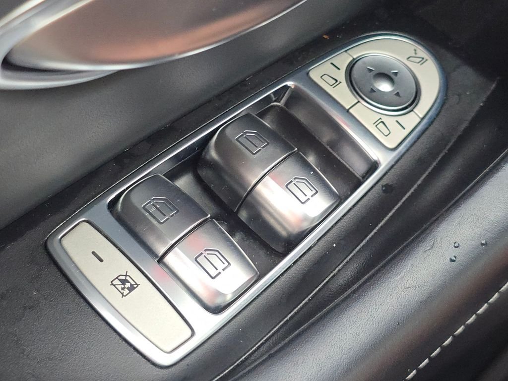 Certified Used 2021 Obsidian Black Metallic Mercedes-Benz Base image 27
