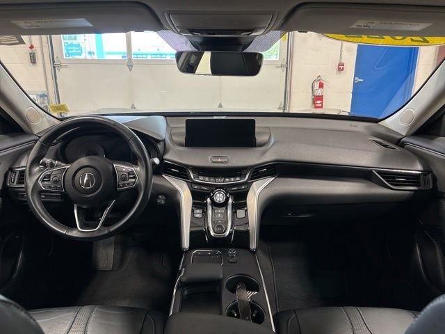 Used 2022 Majestic Black Pearl Acura Technology Package image 15