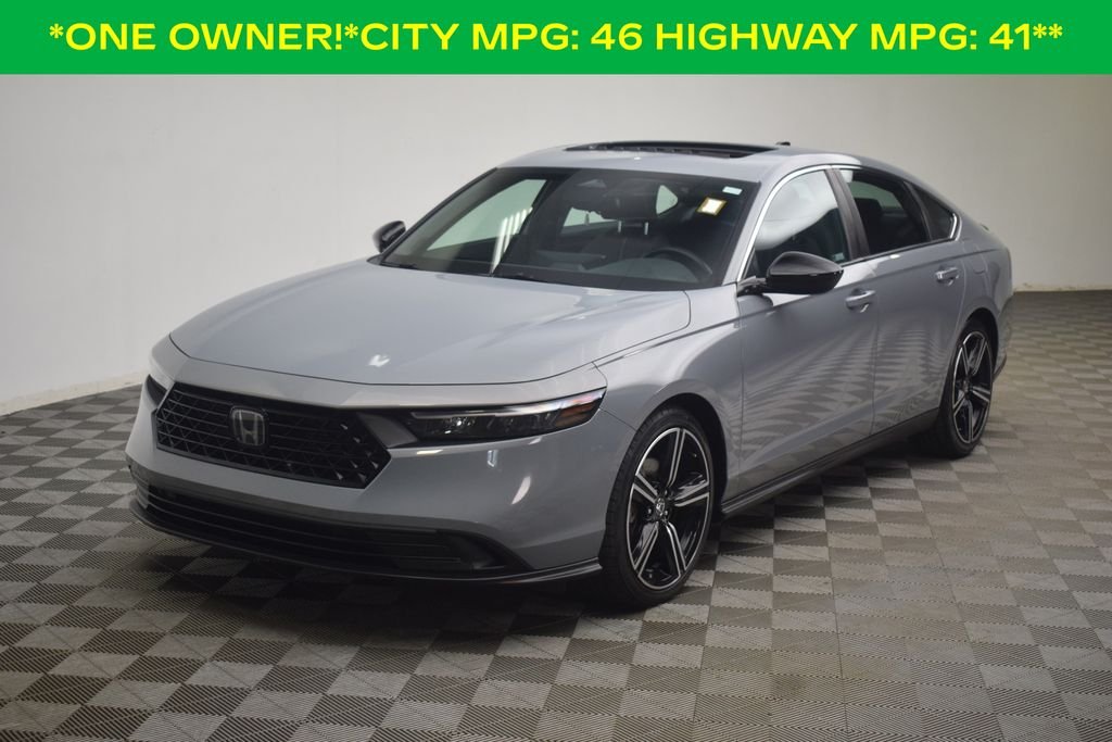 Used 2023 Urban Gray Pearl Honda Sport image 3
