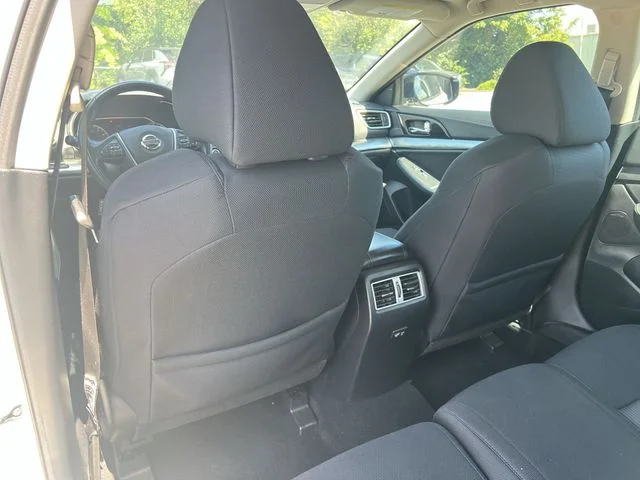 Used 2020 White Nissan 3.5 S image 35