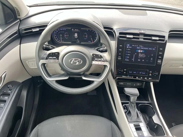 Used 2024 White Hyundai SEL image 12