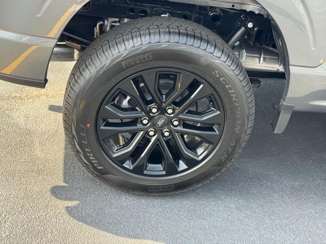 New 2026 Gray Ford XLT image 4