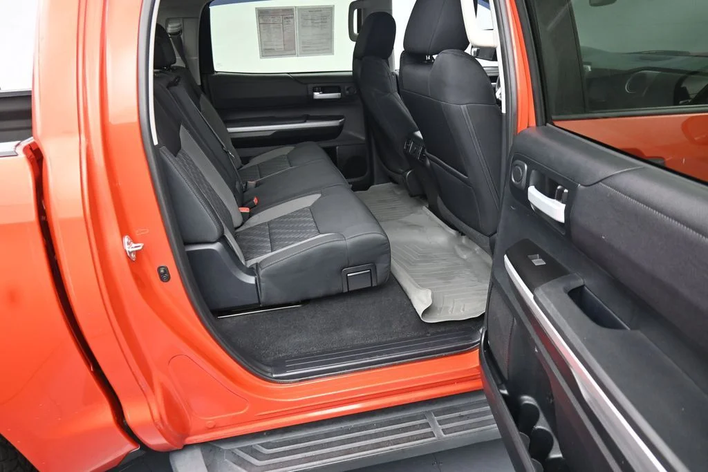 Used 2017 Red Toyota SR5 image 10