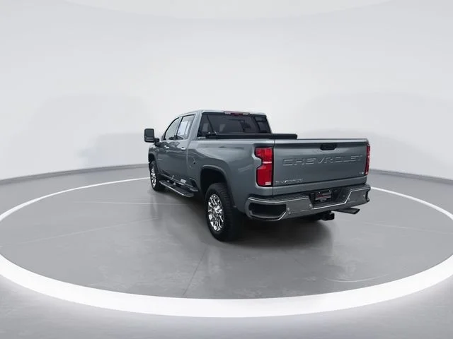 Used 2026 Gray Chevrolet LTZ image 6