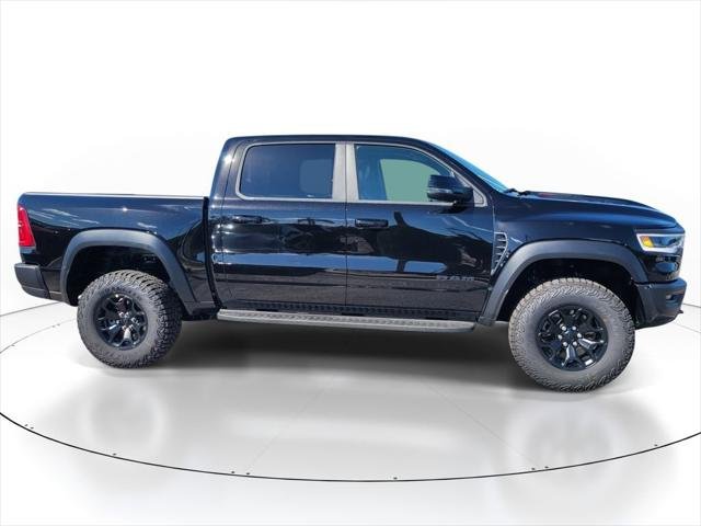 New 2026 Diamond Black Crystal Pearl-Coat Exterior Paint RAM RHO image 4