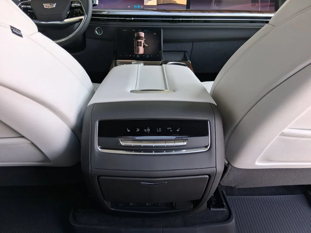 New 2026 Vibrant White Tricoat Cadillac Platinum Sport image 28