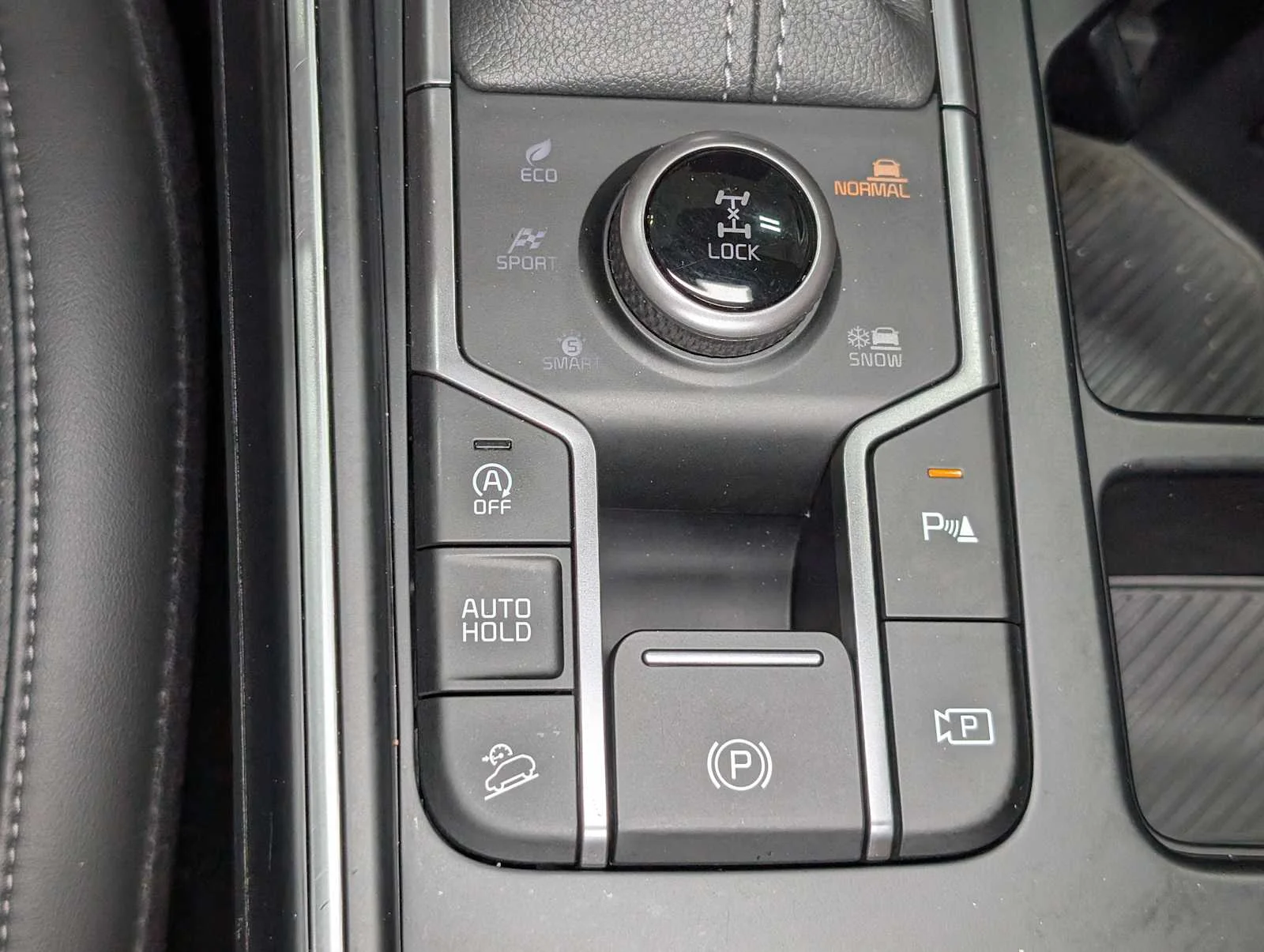 Certified Used 2025 Midnight Lake Blue Kia X-Line EX image 28