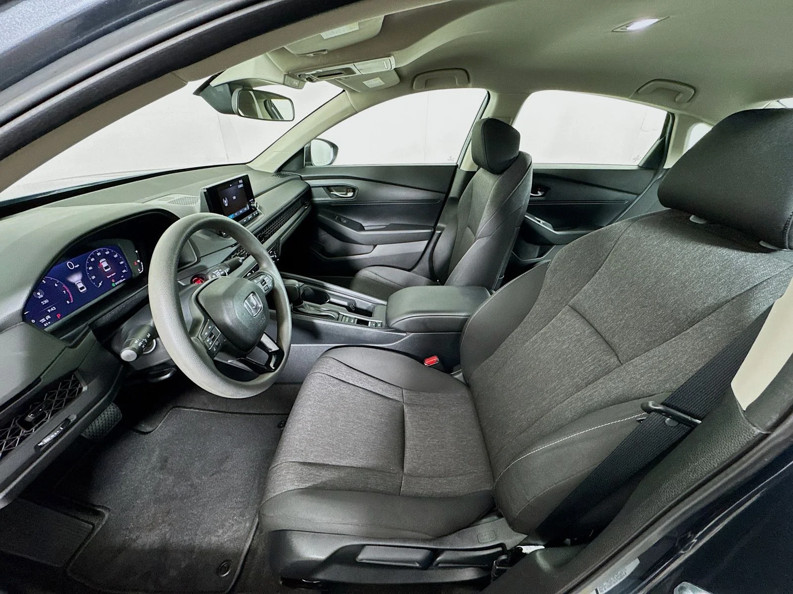 Used 2023 Gray Honda LX image 9