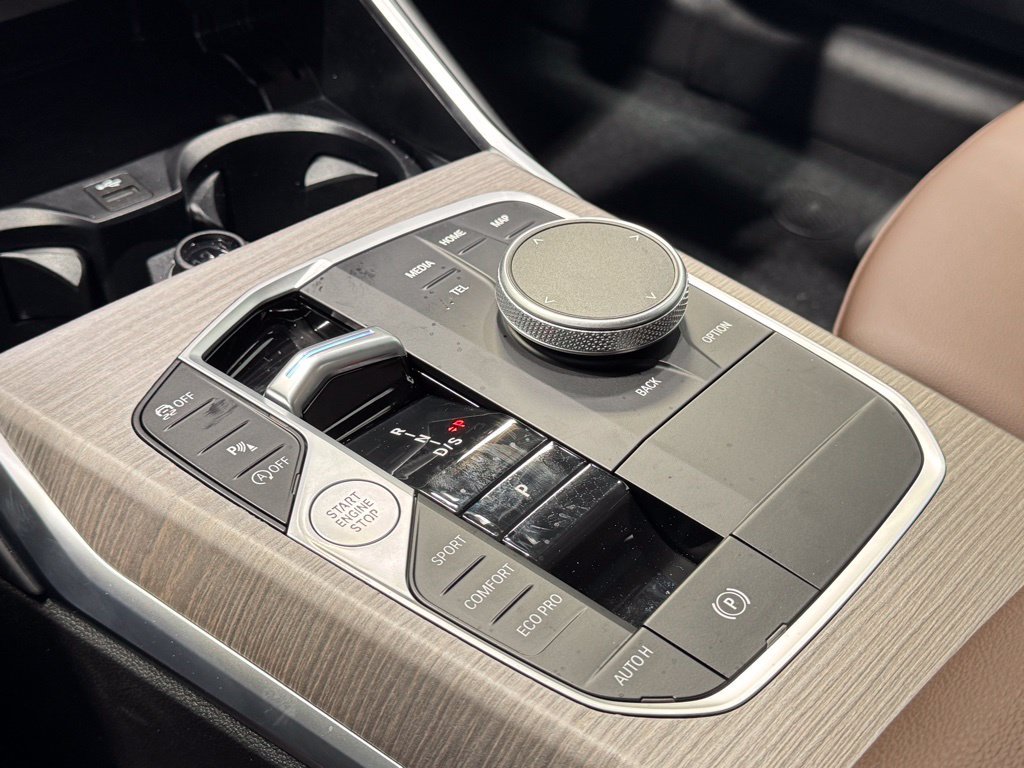 New 2026 White BMW 330i xDrive image 11