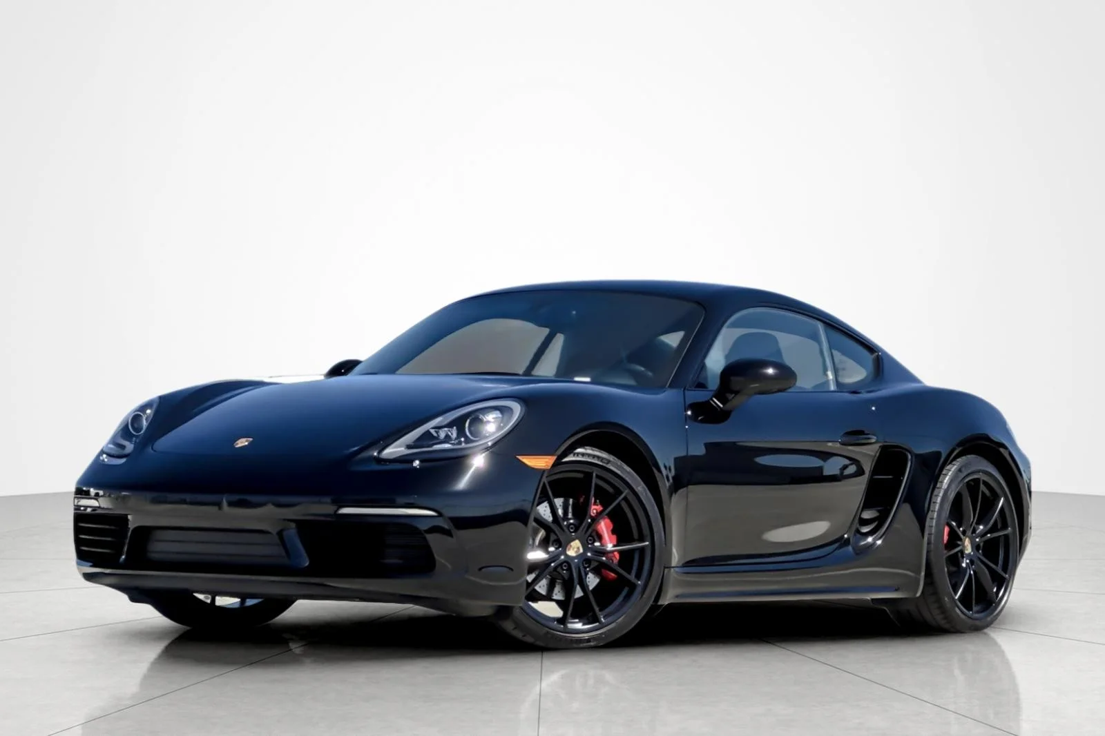 2024 Porsche 718 Cayman S's photo