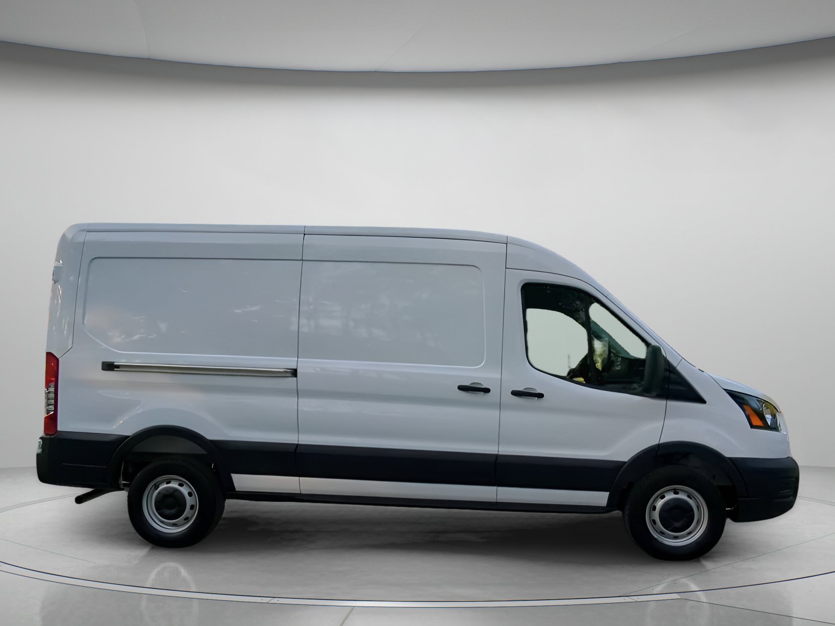 New 2026 Oxford White Ford Cargo Van image 30