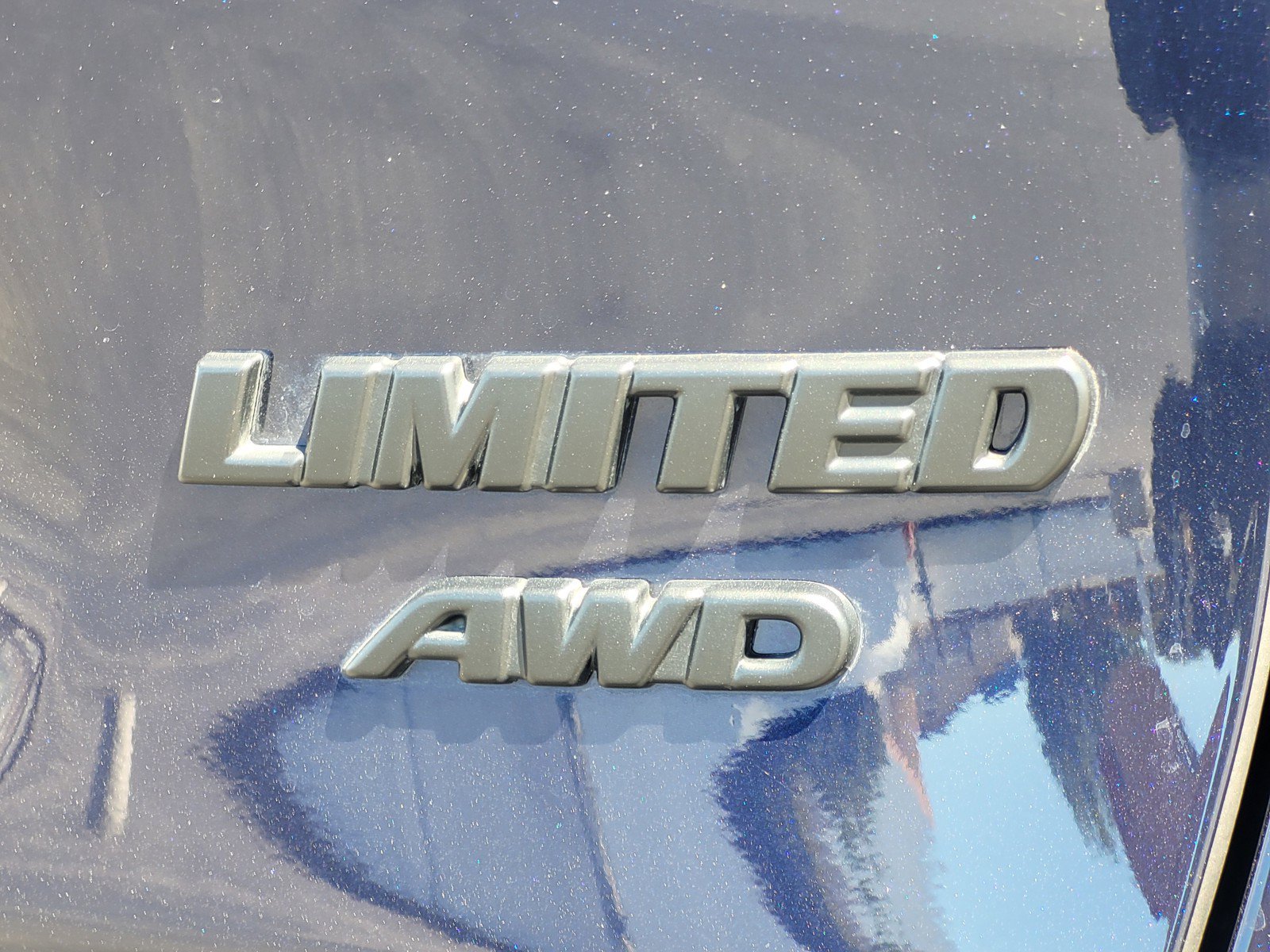Certified Used 2025  Toyota Limited image 11
