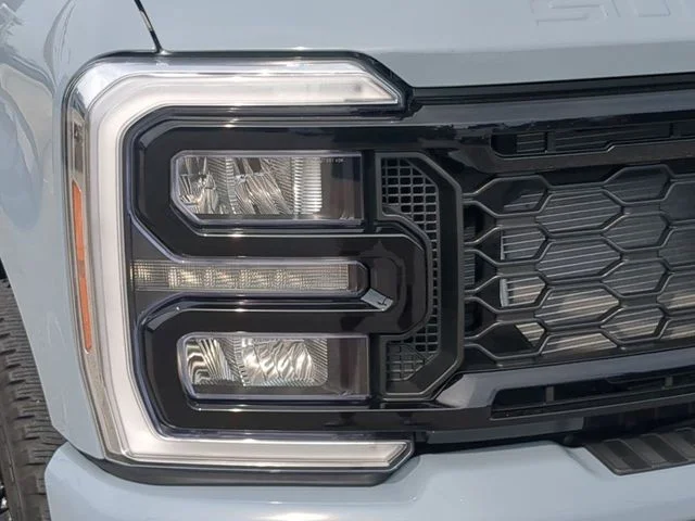 New 2026 Glacier Gray Metallic Tri-Coat Ford F-250® Lariat® image 10