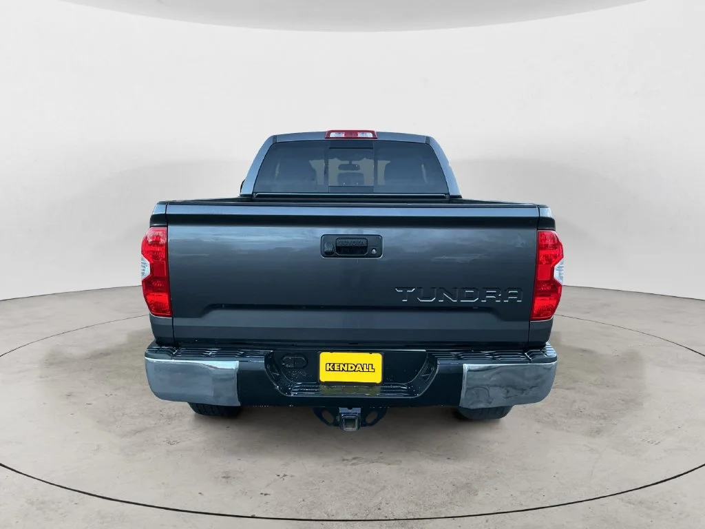 Used 2017 Gray Toyota SR5 image 10