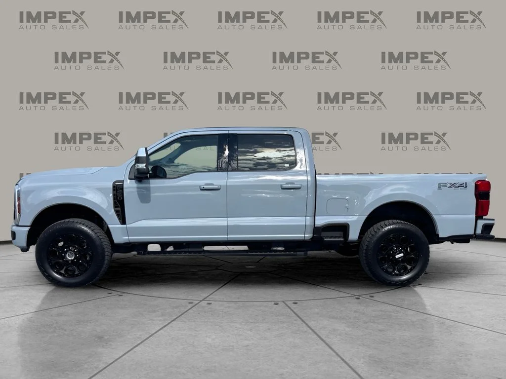 Used 2024 Gray Ford Lariat image 2