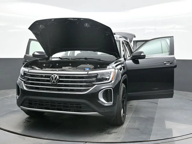 New 2026 Black Volkswagen 2.0T SE w/Technology image 30