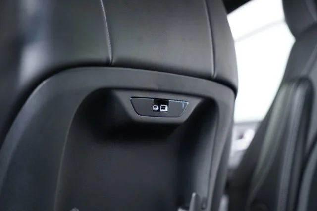 2025 Chrysler Pacifica Select - Photo 27