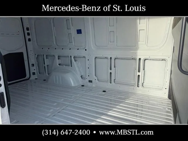 New 2026 Arctic White Mercedes-Benz  image 4