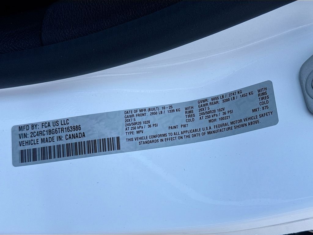 2026 Chrysler Pacifica Select - Photo 13