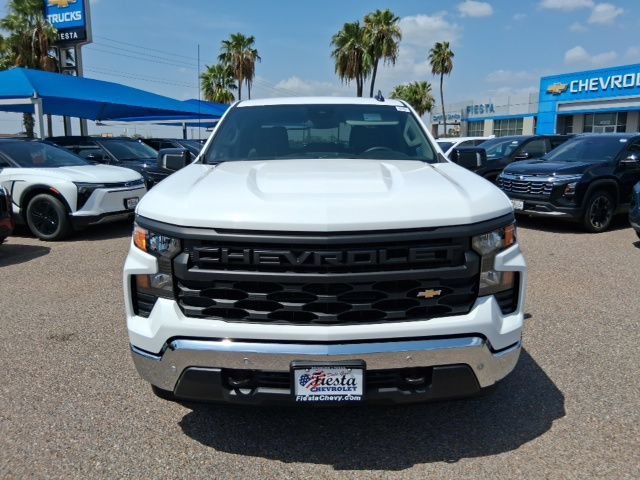 New 2026 Summit White Chevrolet WT image 2