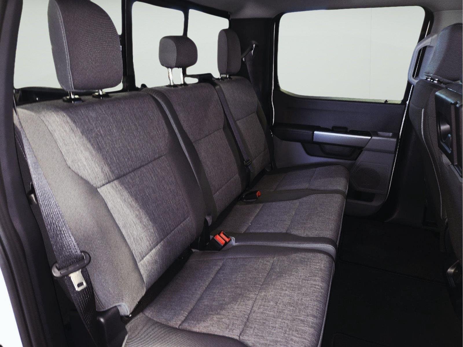 New 2026 Oxford White Ford F-250® XL image 62