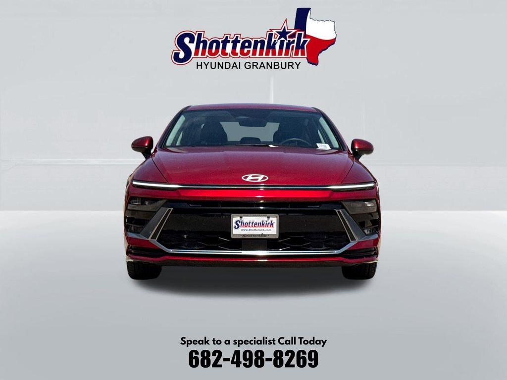Certified Used 2025 Red Hyundai SEL image 2