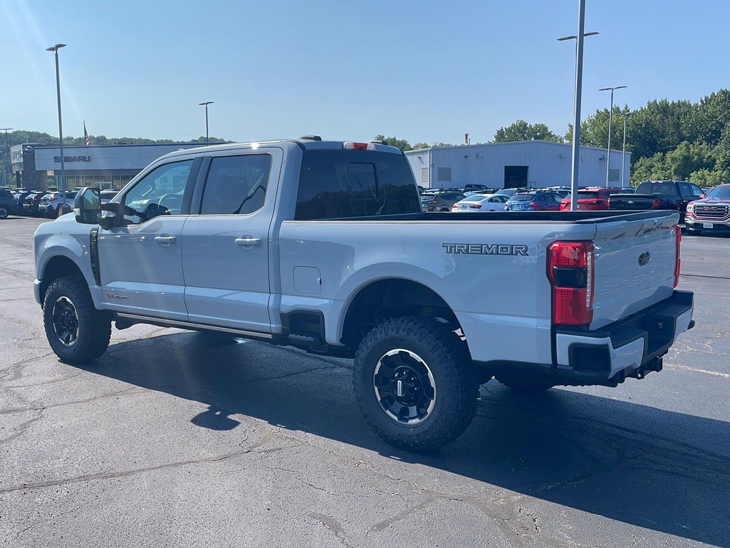 New 2026 Avalanche Ford F-350® Lariat® image 3