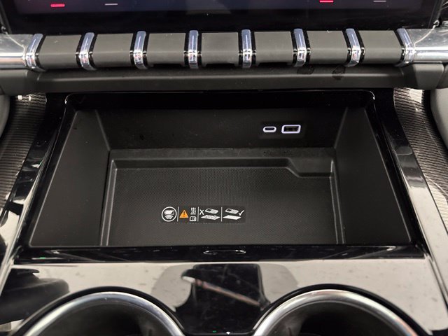 Used 2026 White GMC Elevation image 17