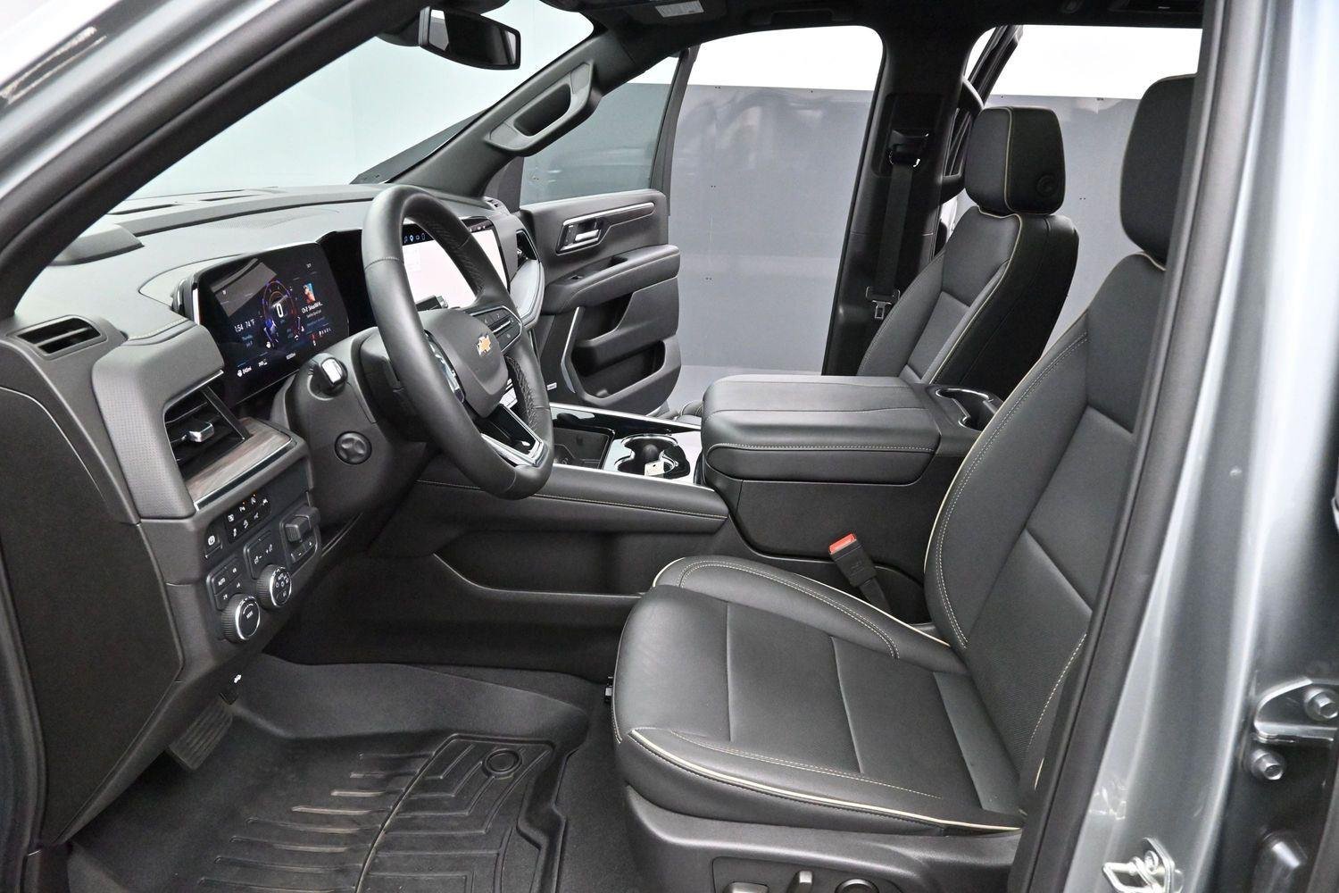 Used 2025 Sterling Gray Metallic Chevrolet Premier image 12