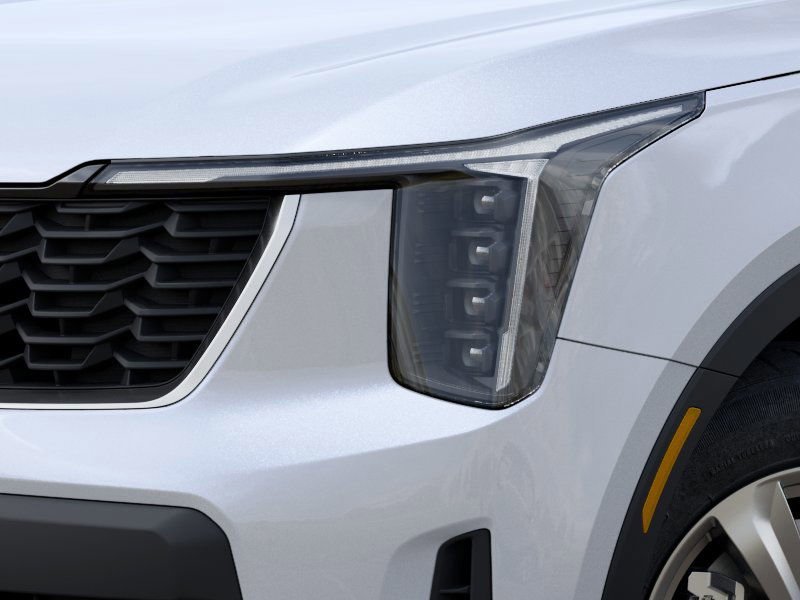 New 2026 Glacial White Pearl Kia LX image 10