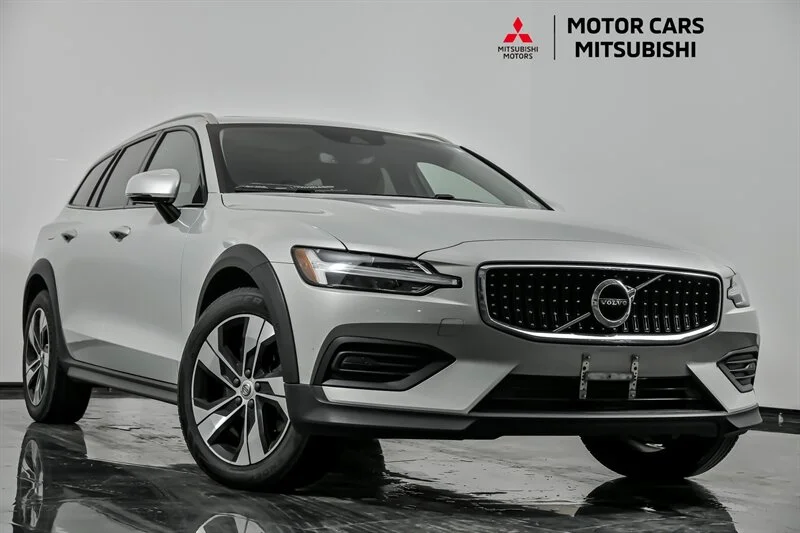 2020 Volvo V60 Cross Country T5 AWD Cross Country's photo