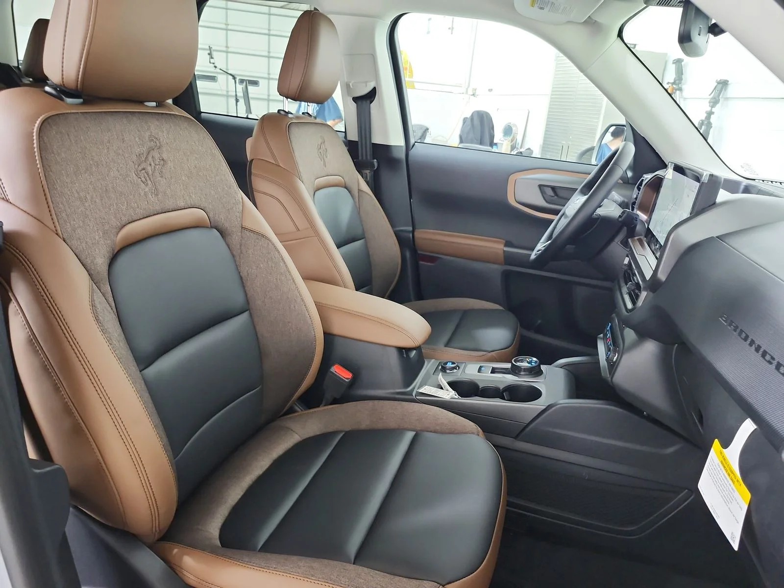 New 2026 Space White Metallic Ford Outer Banks® image 41