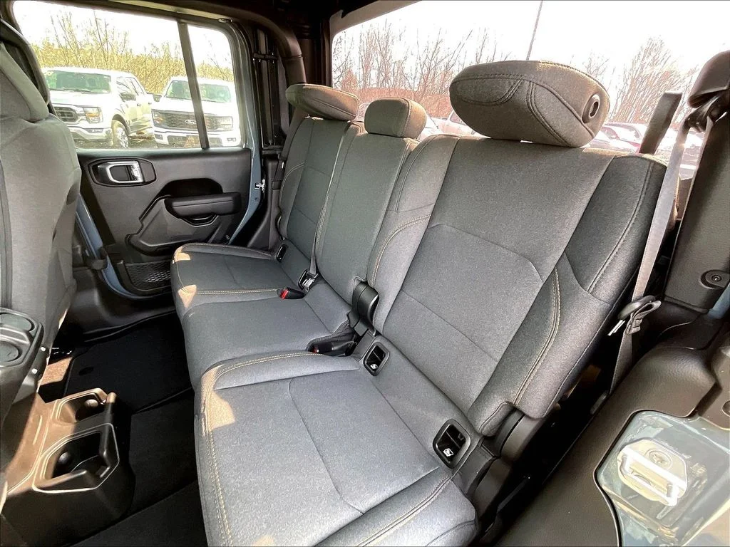 New 2026 Anvil Clearcoat Jeep Sport S image 15